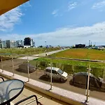 Mareblu Summerland דירה